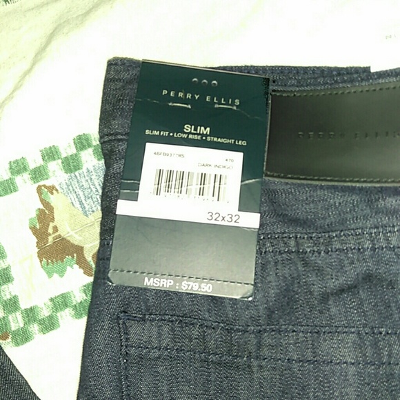 Perry Ellis Slim Jeans - Picture 2 of 4